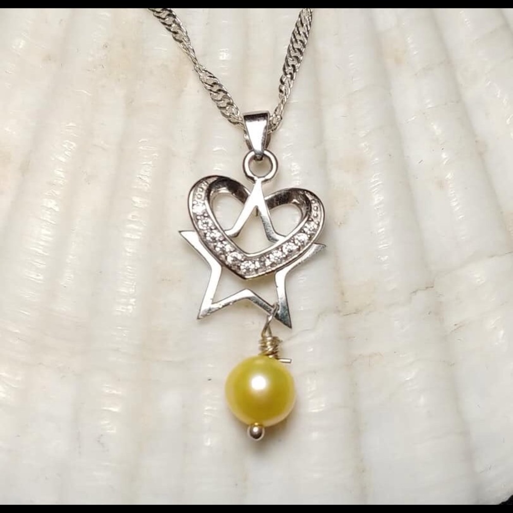 Heart/star pendant